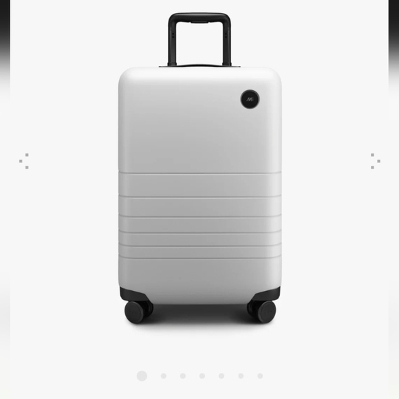 Mono carry on pro suitcase - Picture 1 of 5
